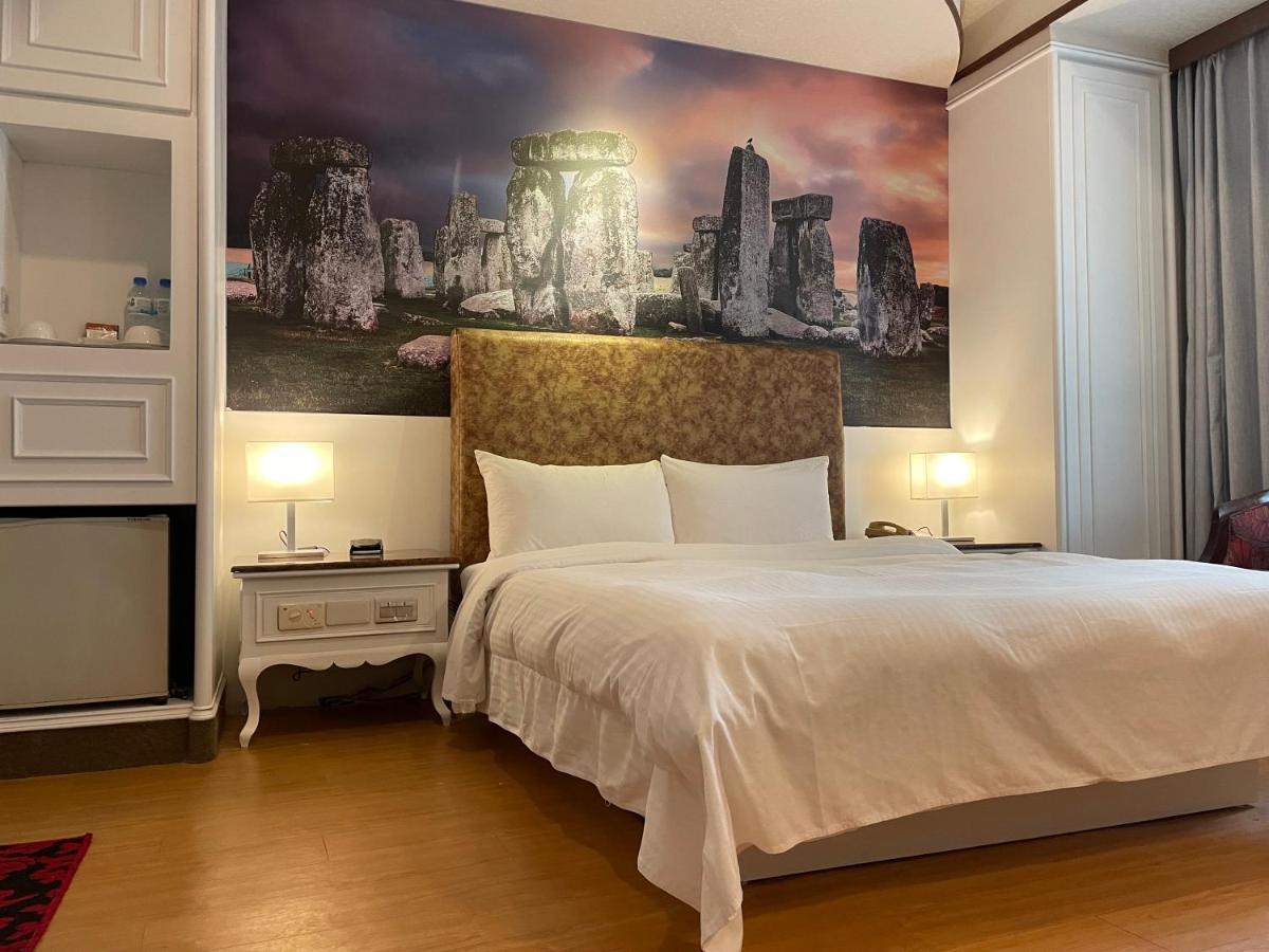 Wenpin Hotel - Pier 2 Kaohsziung Kültér fotó