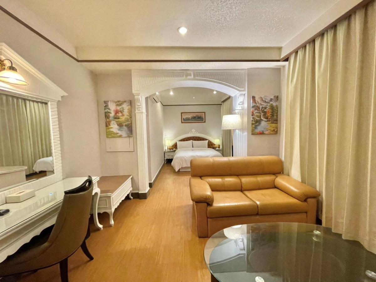 Wenpin Hotel - Pier 2 Kaohsziung Kültér fotó