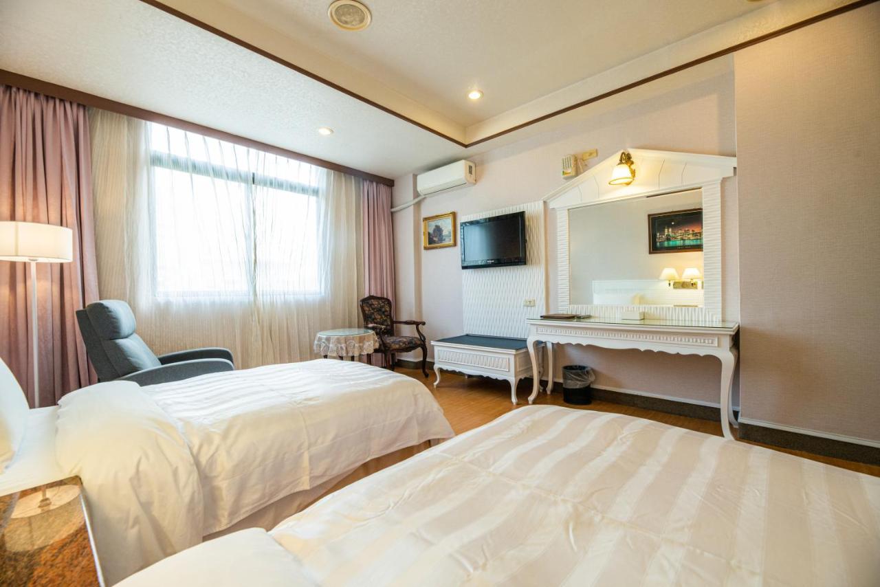 Wenpin Hotel - Pier 2 Kaohsziung Kültér fotó