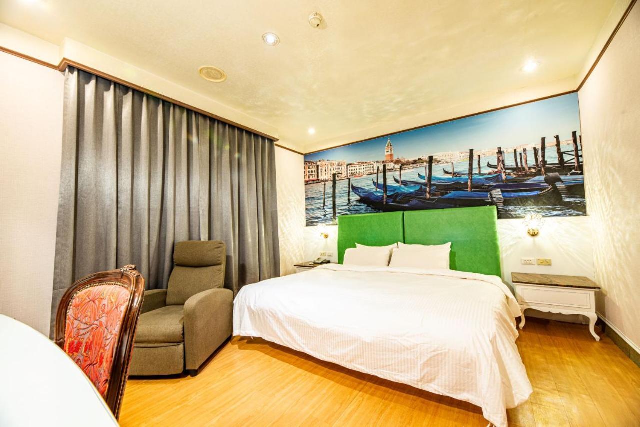 Wenpin Hotel - Pier 2 Kaohsziung Kültér fotó