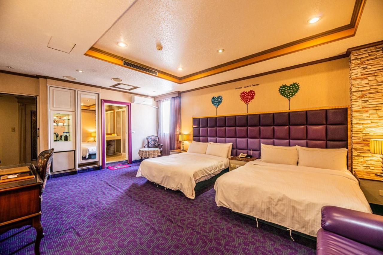 Wenpin Hotel - Pier 2 Kaohsziung Kültér fotó